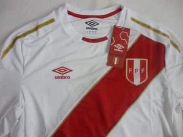 Camiseta original de la seleccion Peruana - Imagen 2